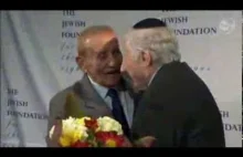 Wzruszające spotkanie po 69 latach Żyd i Polak, który go ukrywał w czasie...