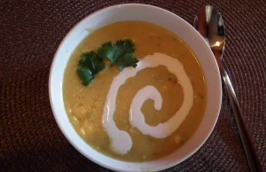 Gotuj z Wykopem: pikantna zupa-krem z ziemniaków.