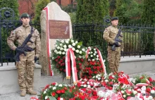 Odsłona pomnika cichociemnych. Pomnika elity Polski Walczącej.