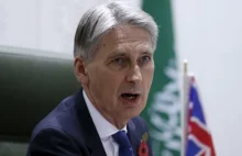 Minister Hammond grozi UE