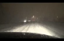 Zamieć śnieżna na drodze, koszmar kierowców