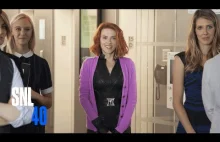 Scarlett Johansson nabija się z Marvela w "SNL"