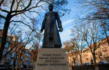 3,7 metra wstydu. Dlaczego Gdańsk musi pozbyć się pomnika księdza Jankowskiego.