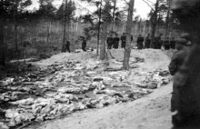 Cyniczna gra Niemców i Sowietów nad katyńskimi grobami