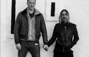 Josh Homme i Iggy Pop w utworze Break Into Your Heart