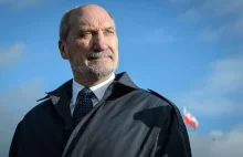 Macierewicz zapowiada ujawnienie teczek tajnych służb