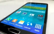 Samsung pozwany za zbyt dużą liczbę aplikacji na smartfonach