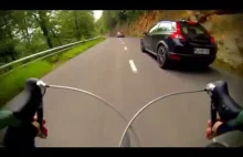 Best Extreme Road Bike Descent / Overtaking cars