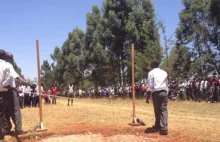 Lekcja WF-u w kenijskiej szkole