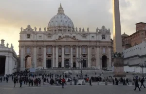 Terroryści chcieli wysadzić się w Watykanie