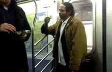 Koleś przerwał walkę w metrze i zachował maksymalnie zimną krew