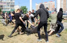 Parada równości w Kijowie zaatakowana przez nacjonalistów. Marsz Kyiv...