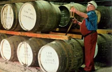 Whisky coraz popularniejsza w Polsce. Pijemy jej więcej niż Rosjanie
