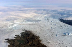 Zwrot akcji. Wielki lodowiec na Grenlandii znowu przyrasta i zamarza.