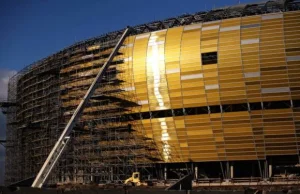 Stadion w Gdańsku już zaczyna wyglądać jak... ludzie ;)