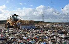 Chiny zrzuciły na świat problem. Jest nim 111 ton śmieci