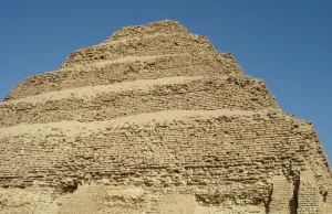 W Egipcie odkryto kolejną piramidę