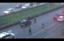 1/4 lepsza od 3/4 czyli bardzo udana interwencja policjantów z Holandii...