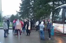 Francja: Antifa i aborcjoniści zaatakowali autobus z katolikami