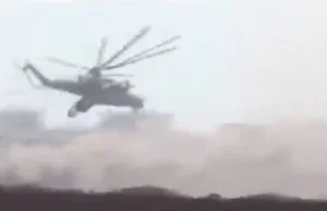 Rosyjskie helikoptery MI24 udzielają wsparcia podczas ataku syryjskiej armii.