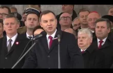 Polska ma nareszcie prowadzić odpowiednią "politykę historyczną".