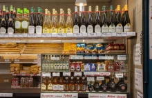 Rząd chce opodatkować alkohole w małych butelkach. Producenci win protestują
