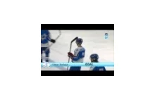 Niesamowity gol w hokeju na lodzie