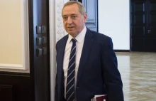 Minister Kowalczyk proponuje kaucje za opakowania z makulatury, szkła