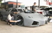 [DE] Lamborghini, Ferrari z Bangkoku