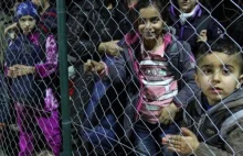 Macedonia zamknęła granice. Tysiące imigrantów pozostało w Grecji