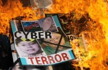 Podręcznik NATO: Można zabić hakera