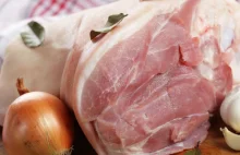 Polacy ograniczają jedzenie mięsa
