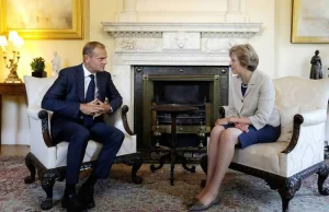 Theresa May już teraz zagwarantowałaby prawa Polakom w UK ale nie godzi się Tusk