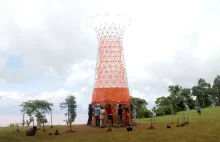 Warka Water - wieża pozyskująca wodę z atmosfery