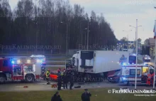 TIR najechał na stojące polskie samochody na przejściu granicznym w Gołdapi