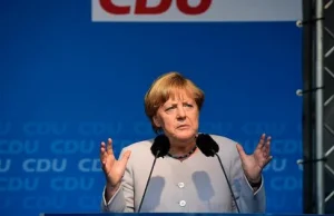 Merkel nie czuje się winna, ale już nie zaprasza imigrantów