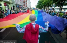 Czeski rząd za wychowywaniem dzieci przez pary homoseksualne