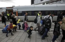 Szwecja chce deportować 80 tysięcy imigrantów