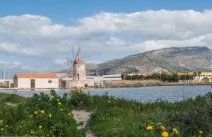 Saliny i Marsala – bogactwo soli i skaliste nadbrzeże