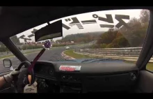 Pełnym bokiem Toyotą Cressida na NURBURGRING! Drift King ma Grande Cojones!