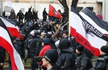 Niemieckie MSW: Pół tysiąca neonazistów poszukiwanych listami gończymi