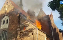 Gdańsk: Płonie kościół św. Piotra i Pawła