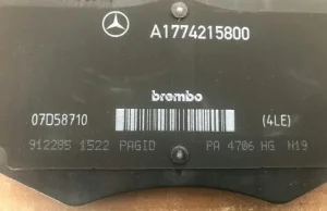 Mercedes-AMG A35 brak klocków hamulcowych