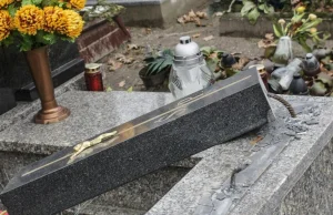 Najstarszy cmentarza w Polsce ZDEWASTOWANY! Policja szuka sprawców