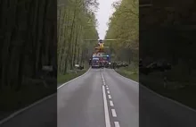 Brawurowe lądowanie helikoptera LPR pomiędzy drzewami. ŚWIERKLANIEC...