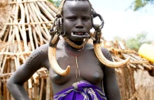 Rituals and ceremonies of primitive and isolated African tribes: Mursi,...