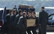 Samoloty z ciałami ofiar katastrofy na Ukrainie są już w Holandii