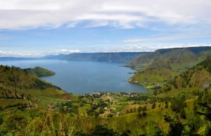 Na Indonezji budzi się superwulkan śpiący od 70 tys. lat?