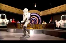 Zobaczcie co wyrabiał ASIMO w angielskim programie QI!