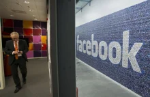 Facebook oskarżany o brudną grę PR